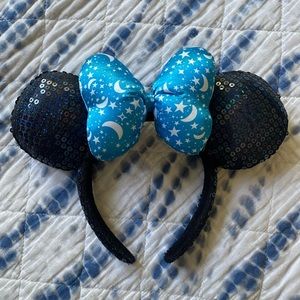 Disneyland Moon and Stars Minnie Mouse Ears